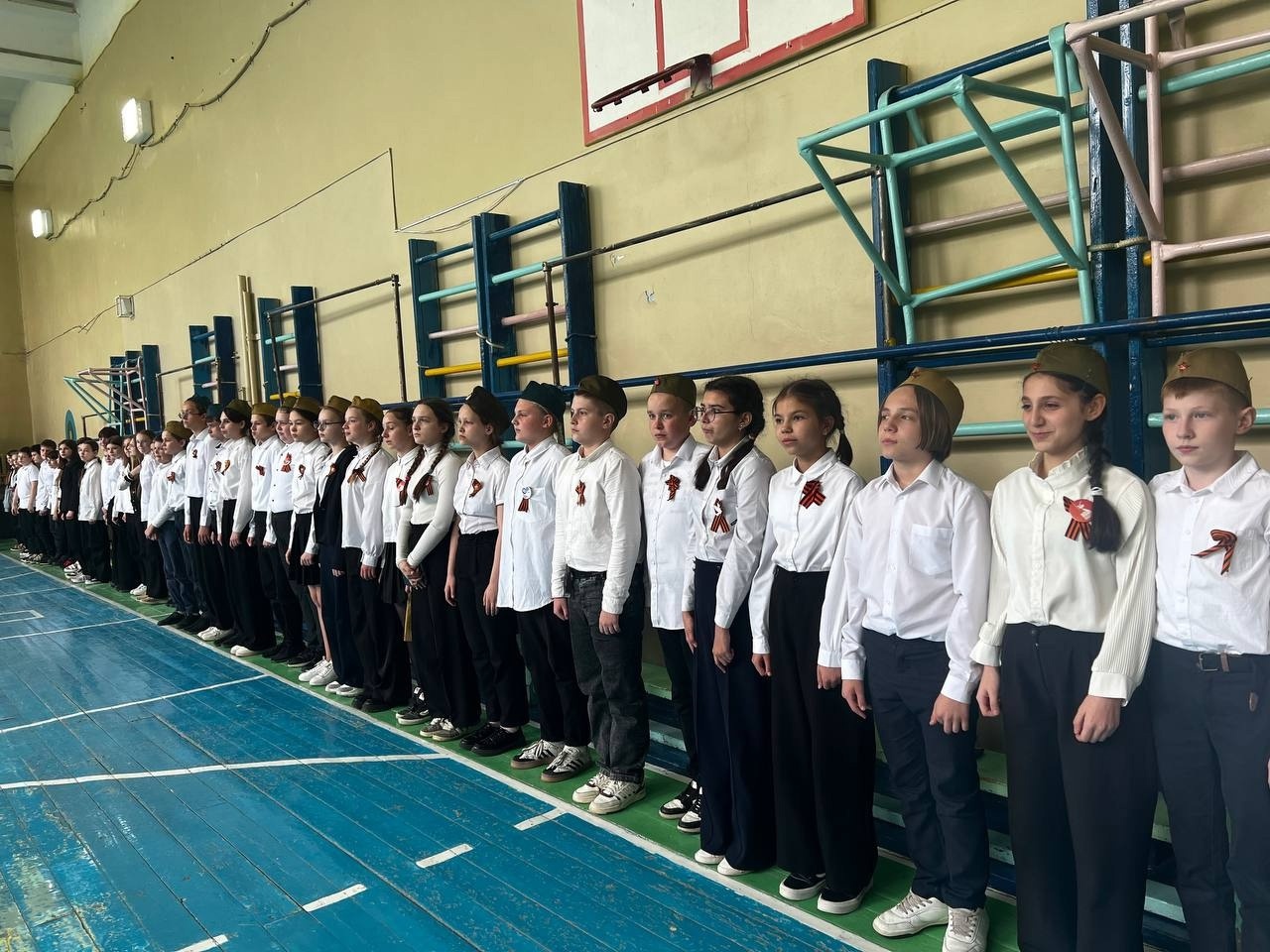 СМОТР СТРОЯ И ПЕСНИ.