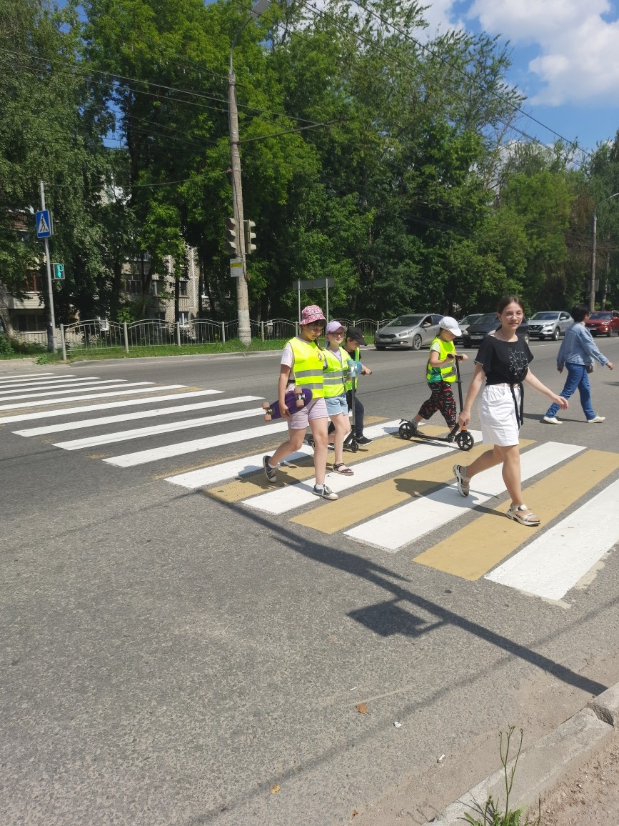 ЮИДовцы о безопасности на дороге.